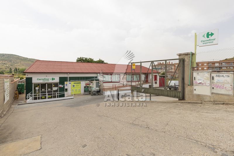 Foto ef729304-2e02-46ec-8c1d-edeb92a06fd8. Casa amb calefacció aparcament piscina a Tielmes
