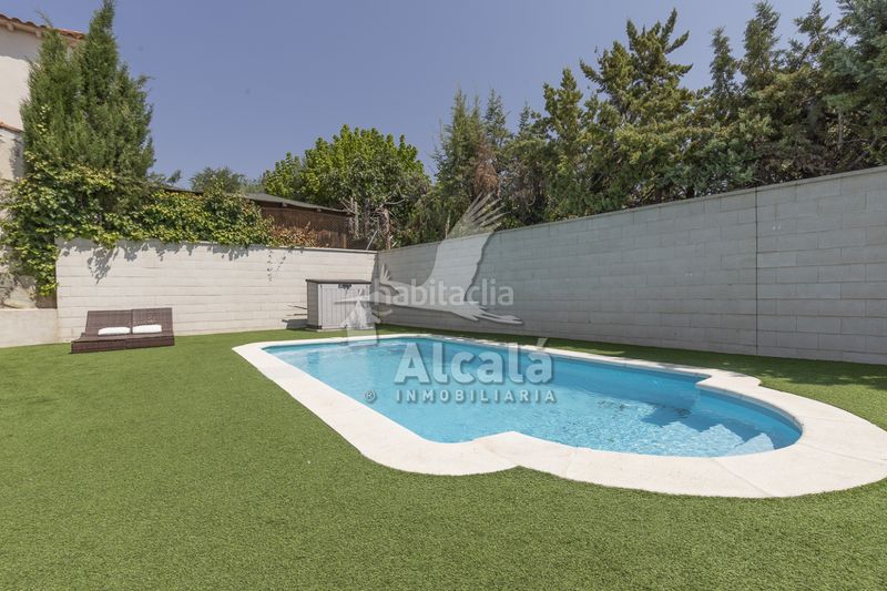 Foto 34f74f30-bfa9-46dc-b248-f24179c6ba32. Casa amb calefacció aparcament piscina a Santa Olalla