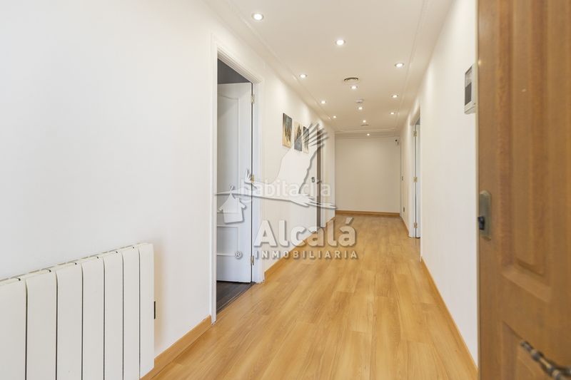 Foto 41d41046-5f5b-497b-ad2b-515837cc55f7. Casa amb calefacció aparcament piscina a Santa Olalla