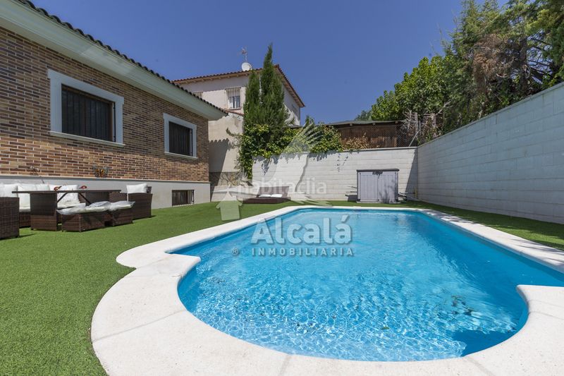 Foto 4a815ca0-e804-4d26-b746-8cf54892dee0. Casa amb calefacció aparcament piscina a Santa Olalla