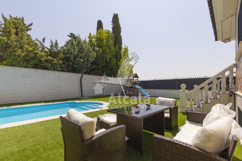 Foto 6fae46ca-8a92-4252-bd8a-5d5a72814517. Casa amb calefacció aparcament piscina a Santa Olalla