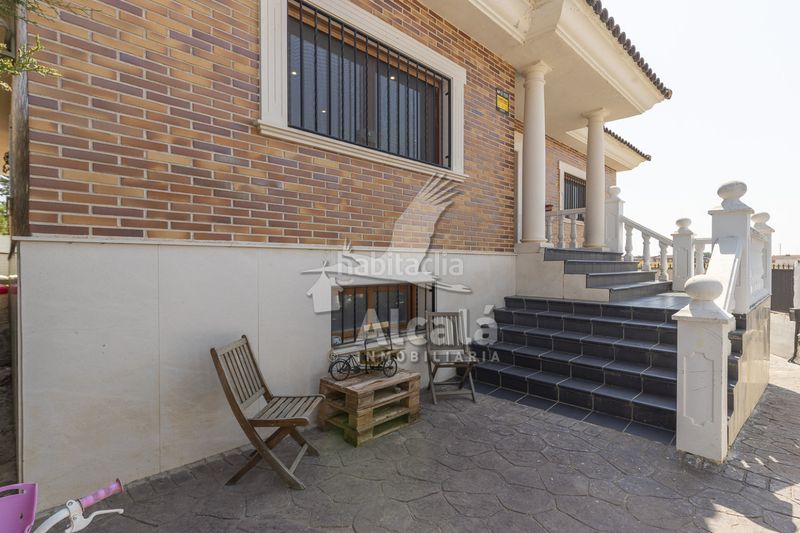 Foto b8a75742-63ba-498f-a0ba-9ca06940a6a1. Casa amb calefacció aparcament piscina a Santa Olalla