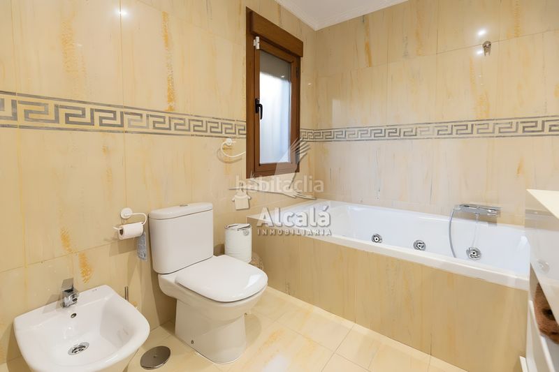 Foto d8654eaf-641b-480a-b175-e062eb368746. Casa amb calefacció aparcament piscina a Santa Olalla