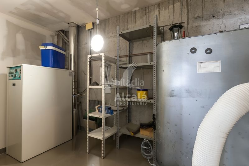 Foto f801be00-f053-44e5-b2c9-d89396d78979. Casa amb calefacció aparcament piscina a Santa Olalla