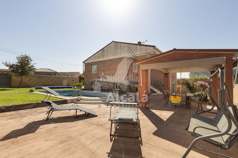 Foto 16d0e825-cc15-46e6-a183-38a62725d4a7. Casa amb calefacció piscina a Galápagos