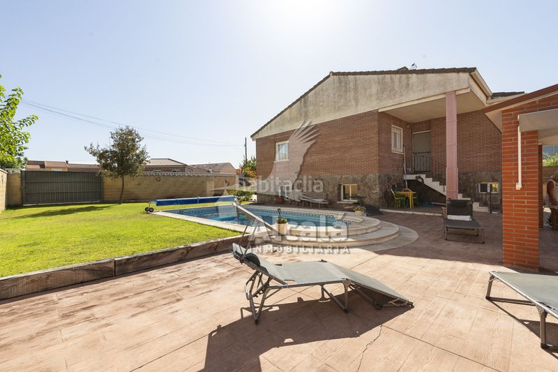 Foto 798747dd-489a-4b0e-9d5d-b2dde700c6f2. Casa amb calefacció piscina a Galápagos