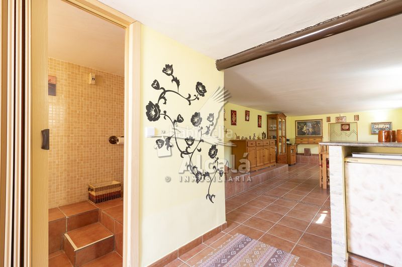 Foto e8ac363f-4a4c-4bab-bd80-fd01cd16bd8b. Casa amb calefacció piscina a Galápagos