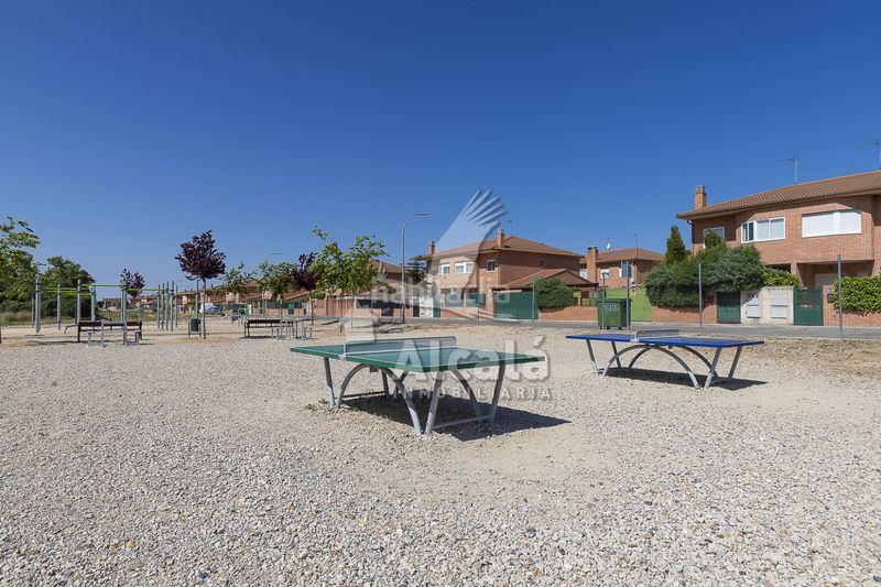 Foto f43b5c2b-5ca1-4b9c-bfaa-d6fb8c8ce949. Casa amb calefacció piscina a Galápagos