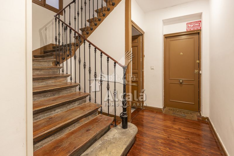 Foto cbded6d3-a413-4e71-a70a-3e5237a53c14. Local comercial a Sol Madrid
