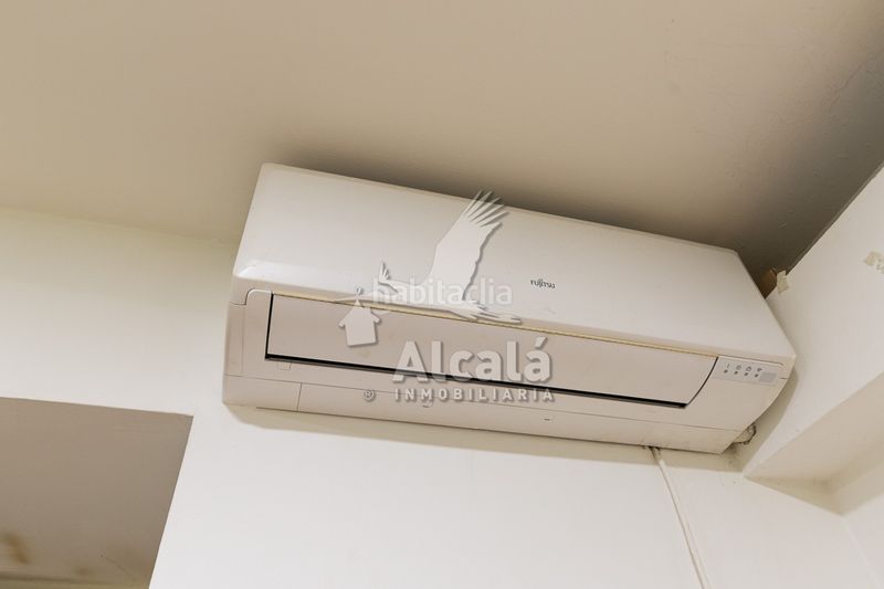 Foto de63263e-e843-476b-afe2-b53c315c55ea. Local comercial a Sol Madrid