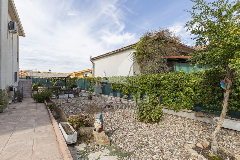 Foto 11173c5f-302c-4c77-a64e-79df5be3e1eb. House with heating parking pool in Casar de Escalona (El)