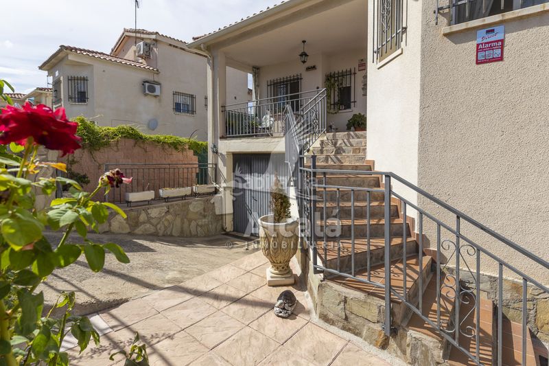 Foto 564b16cf-3aed-4e69-b369-ab6e945144b3. House with heating parking pool in Casar de Escalona (El)