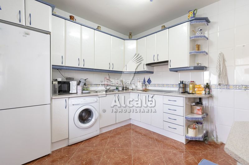 Foto 7b7b7cdc-b968-43e8-8138-fb6f92b00511. House with heating parking pool in Casar de Escalona (El)