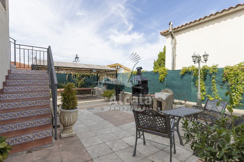 Foto acc23daf-ded4-462b-be07-2906cd3fc17c. House with heating parking pool in Casar de Escalona (El)