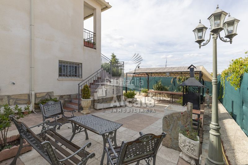 Foto e9de747c-58bd-4826-9743-87a476a05f36. House with heating parking pool in Casar de Escalona (El)