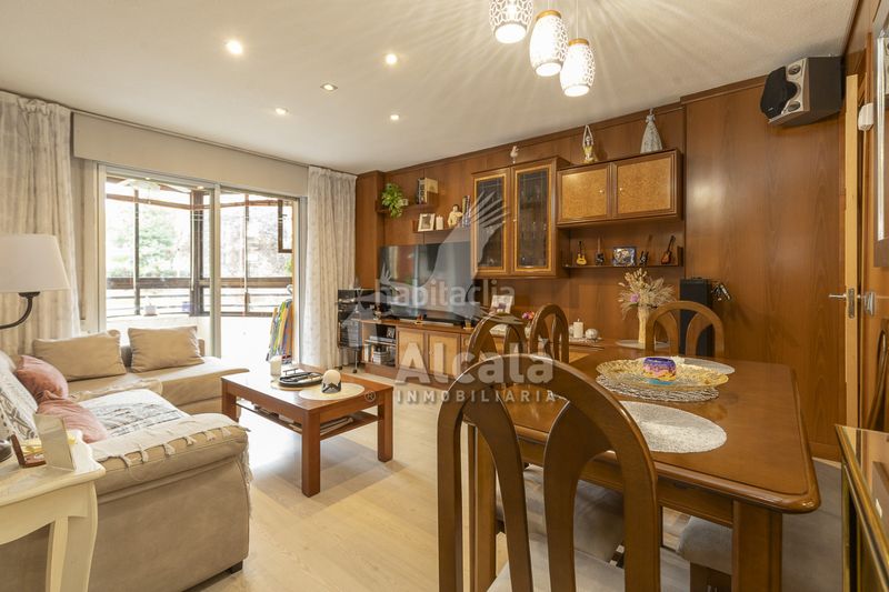 Foto 67fc7ef1-cef8-4505-aa16-d202e6be4e25. Piso oportunidad piso con terraza en zona valleaguado en Coslada