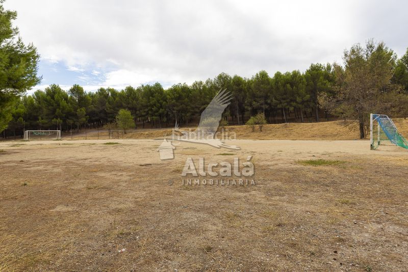 Foto b7d04597-c430-4e37-8f8d-d3d0191e7160. Piso oportunidad piso con terraza en zona valleaguado en Coslada