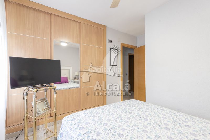 Foto d0450415-d450-432a-a26d-eacfc69a2a6c. Piso oportunidad piso con terraza en zona valleaguado en Coslada