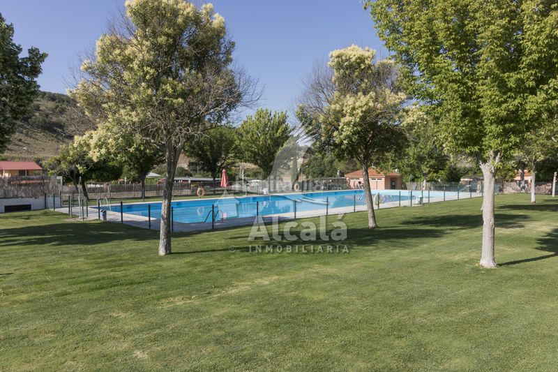 Foto 2a57d914-d3b3-4ec8-b473-e21b208195f5. Casa amb calefacció aparcament piscina a Hontoba