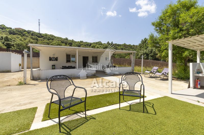 Foto 6bd12c4f-531e-4afd-a393-818b9f4634ed. Casa amb calefacció aparcament piscina a Hontoba