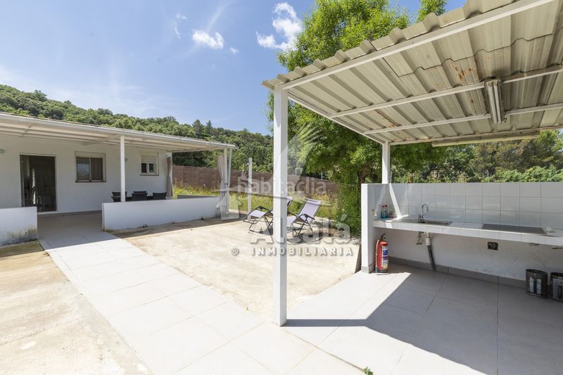 Foto 9e9f7f04-8286-4d64-8a68-fc53b946a736. Casa amb calefacció aparcament piscina a Hontoba