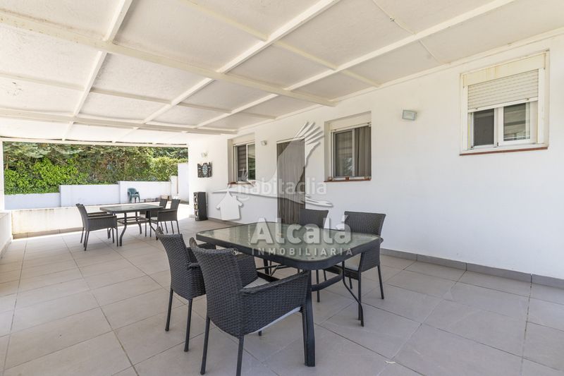 Foto e5f32302-4f68-4bca-9497-747b92666514. Casa amb calefacció aparcament piscina a Hontoba