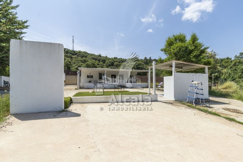 Foto f1eee756-af0d-42a4-ac91-21fc45614ded. Casa amb calefacció aparcament piscina a Hontoba