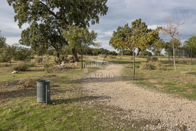 Foto 143fc33e-4786-4fd6-881d-b5e06661f16b. Terreny residencial a Chiloeches