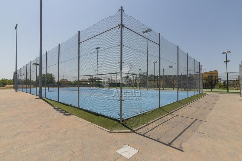 Foto 55df959a-bf37-4745-8301-4a0526ef4b16. Terreny residencial a Chiloeches