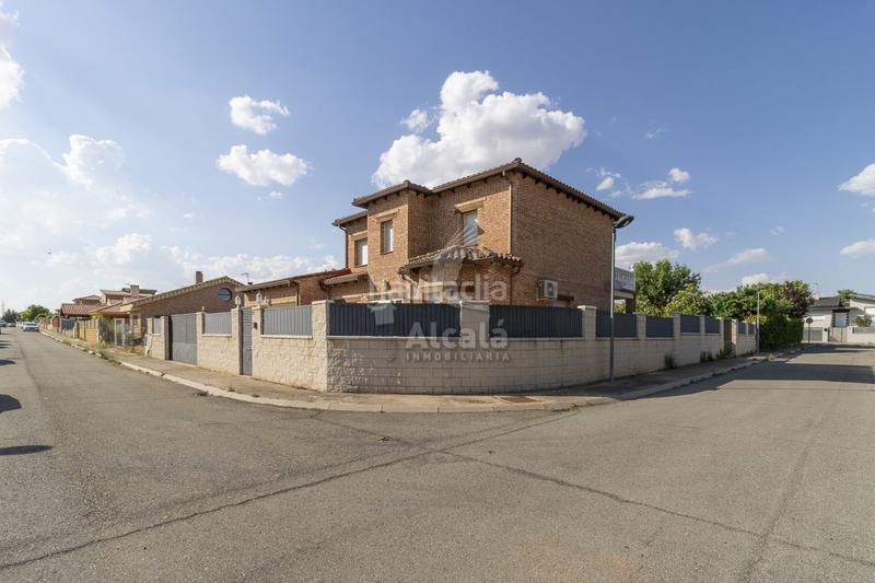 Foto bf11ebe3-71d1-4319-b899-6dbafa53bda4. Terreny residencial a Chiloeches