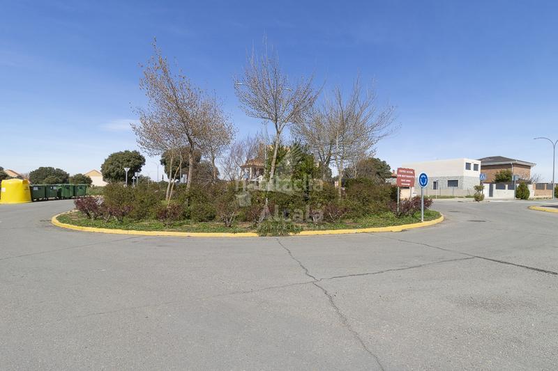 Foto ce5a73f2-827e-40bd-8014-4beb81f9076c. Terreny residencial a Chiloeches