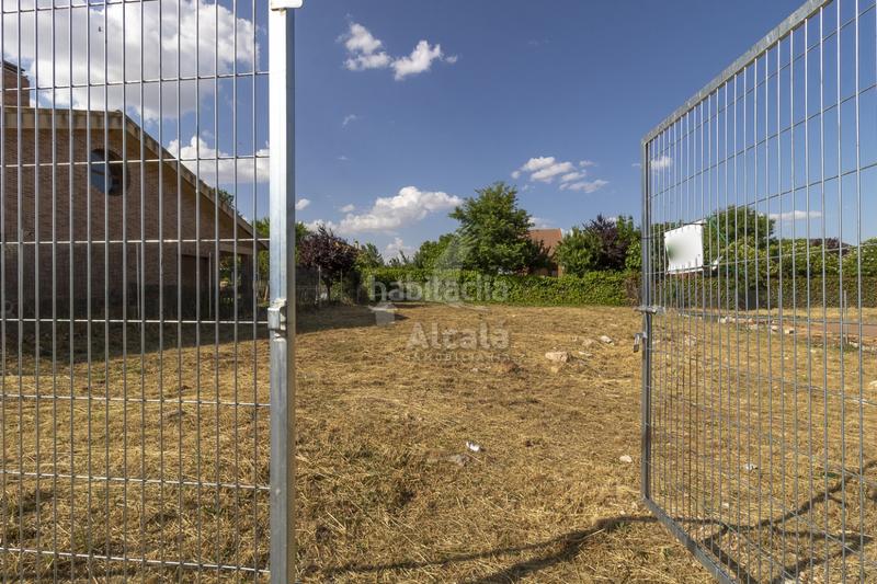 Foto d3e1accd-c069-4c2a-8f3e-9529c9c82f04. Terreny residencial a Chiloeches