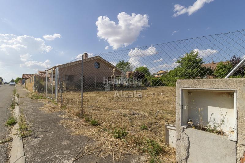 Foto ee9007b9-9dc1-4bf4-9de9-b54f64109b39. Terreny residencial a Chiloeches