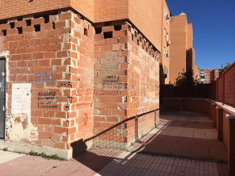 Foto 200369c2-02b5-4535-94df-c40f4889a83f. Location local commercial dans Humanes de Madrid