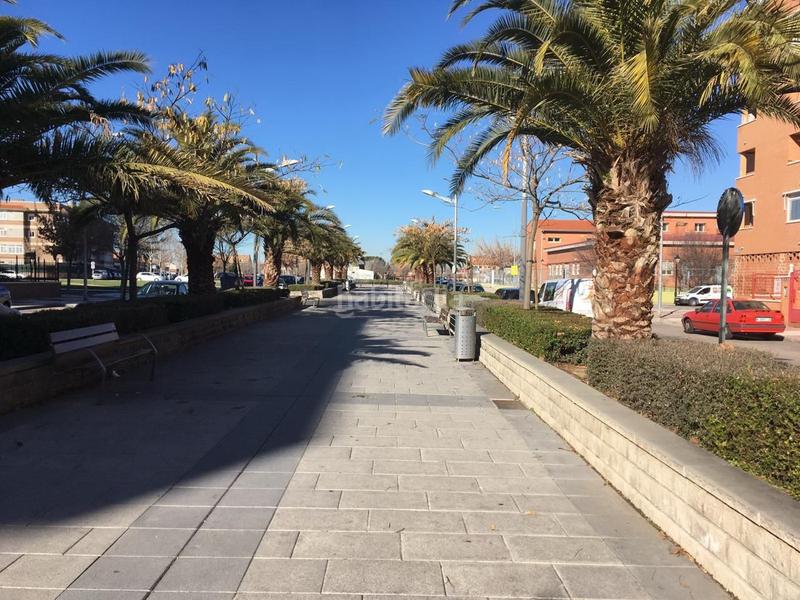 Foto 59391f3f-a7e9-4066-a96d-88cbe437b73e. Location local commercial dans Humanes de Madrid