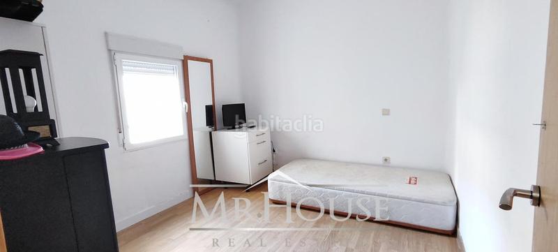 Foto 8bcea87e-0c83-48fe-947c-ff8acb76fbd2. Maison dans Calle Pinto-San Roque Parla