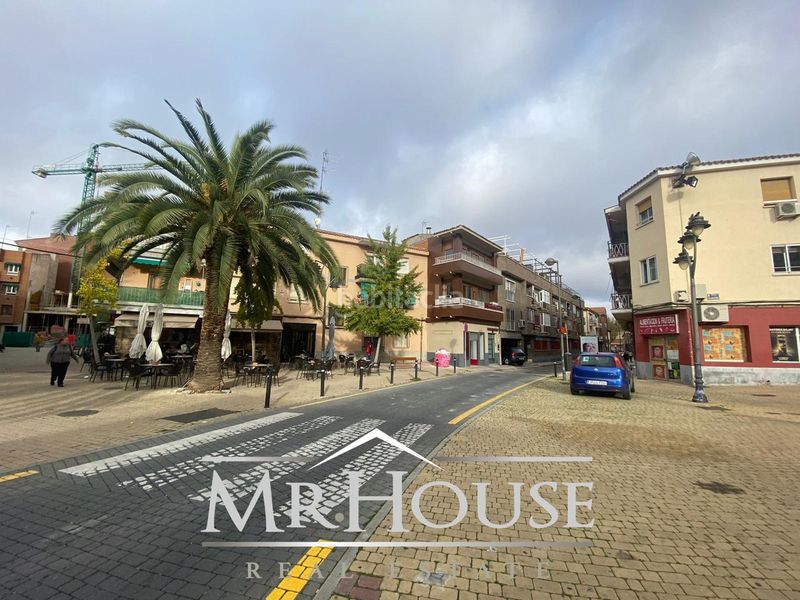 Foto bc0cc983-41ca-45ab-9aee-903e2d26285d. Rent business premise in San Isidro Getafe