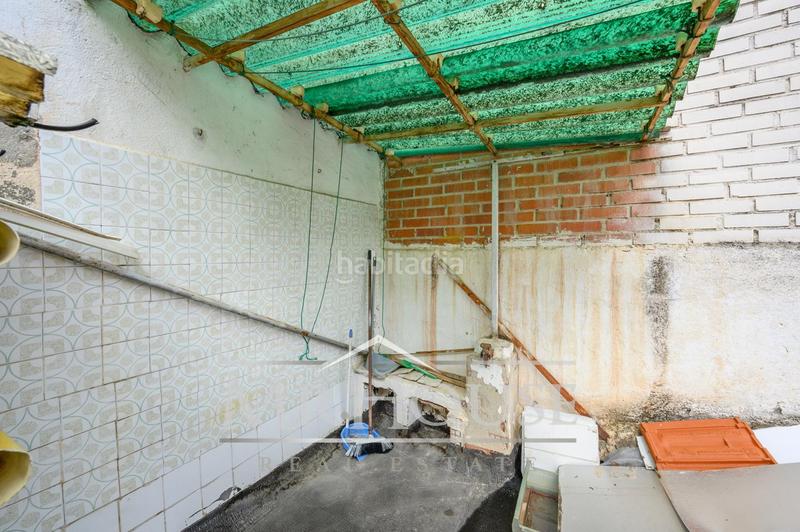 Foto 35f41916-5d7d-4d87-a49a-281b524e16ad. Casa in Pintores-Ferial Parla