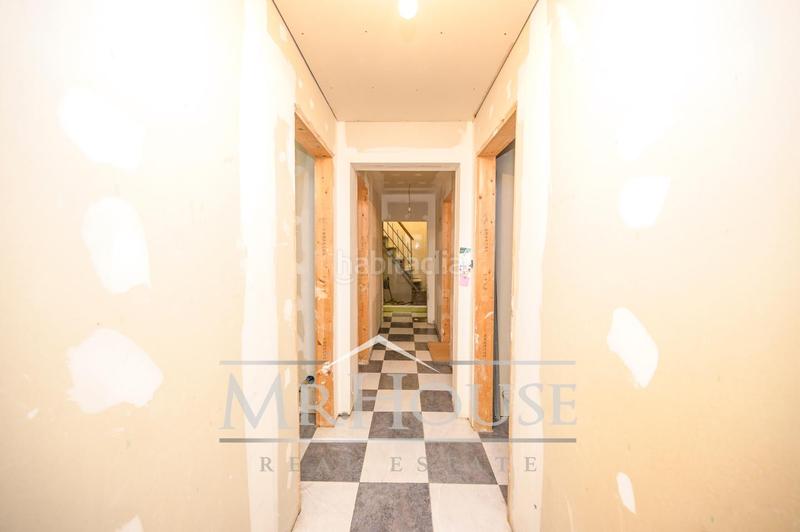 Foto 652b8e54-94fa-40ae-8186-14e933312dcd. Casa in Pintores-Ferial Parla