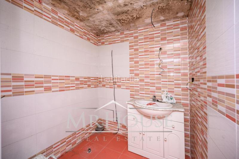 Foto be7079e0-1823-479e-8e2f-920db6fc5ff8. Casa in Pintores-Ferial Parla