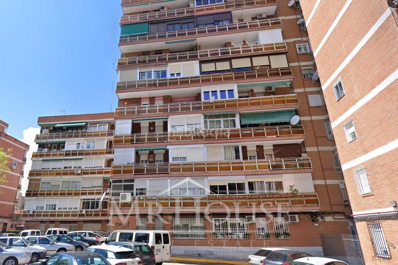 Foto 4dfef0b3-e1e8-423c-afef-f510fd564916. Piso en El Arroyo-La Fuente Fuenlabrada