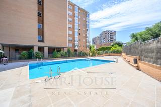 Apartament  Del peso hispano