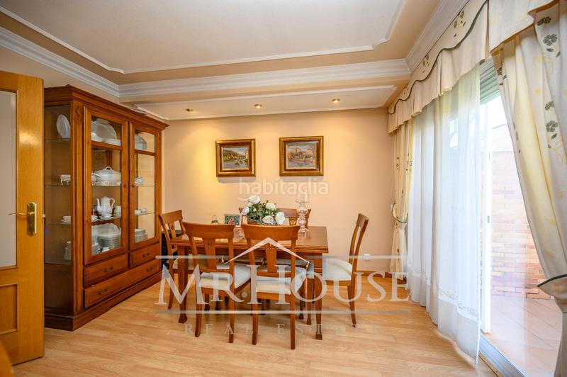 Foto 50295751-0d83-457b-9e96-c5eb0c9ea366. House with heating parking pool in Reyes Parla