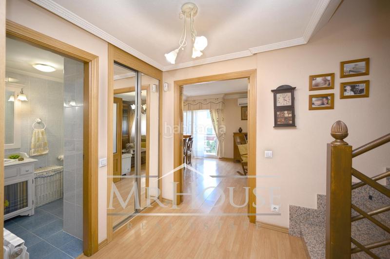 Foto 6195d5f4-cedd-43ff-93f4-8aaca4751315. House with heating parking pool in Reyes Parla