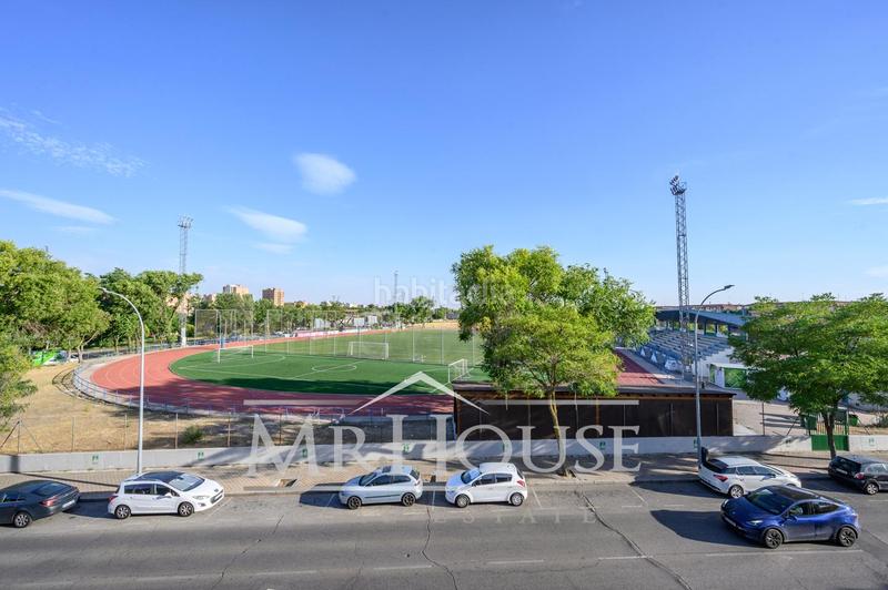 Foto 9bc34ec3-bde5-412b-9b6b-83668e77402f. House with heating parking pool in Reyes Parla