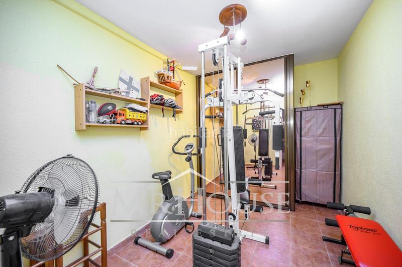 Foto 5127a093-e972-42cf-9d4b-7830d3691236. Maison avec chauffage parking piscine dans Reyes Parla