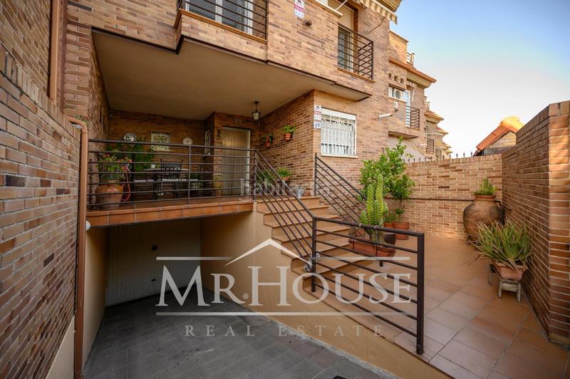 Foto c23ce247-3798-4ca1-b195-3769d5ba4b88. Maison avec chauffage parking piscine dans Reyes Parla