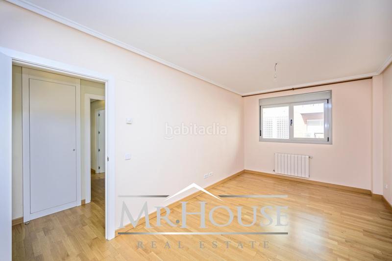 Foto d7480d1c-0662-4a84-b2a9-8164669a3660. Appartement avec chauffage parking piscine dans Centro Parla