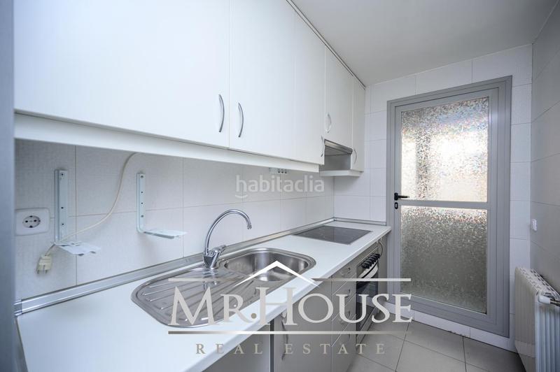 Foto 8697cd1f-161e-4790-9978-e731fc773093. Etagenwohnung mit heizung parking pool in Centro Parla