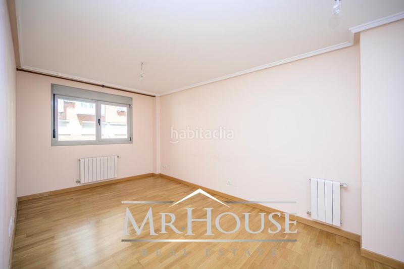 Foto ab951338-93e5-412c-be2a-ac25d406b1a5. Etagenwohnung mit heizung parking pool in Centro Parla